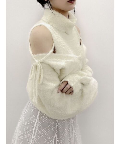 dazzlin（ダズリン）の「コンパクトミニシャギーカーディガン（カーディガン/ボレロ・レディース・オフホワイト/ライトグレー/ピンク/イエロー/モカ・FREE）」の16枚目の写真