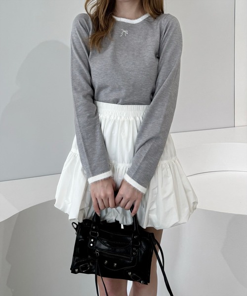 clear（クリア）の「フェザーリボン刺繍ニットトップス [バレエコア カジュアル ガーリー 着回し抜群]≪2024AW≫（ニット/セーター・レディース・アイボリー/グレー/ブラック・F）」の6枚目の写真