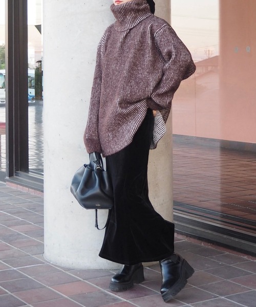 LAULEN(ローレン)の「mix color high neck knit /バイカラー ビッグシルエット タートルネック ニット(ニット/セーター・レディース・ブラウン/ブルー・FREE)」の14枚目の写真