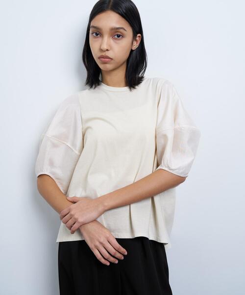 LANVIN en Bleu（ランバンオンブルー）の「コクーンスリーブコンビカットソー（Tシャツ/カットソー・レディース・ライトカーキ/ベージュ/ブラック/チャコールグレー/オフホワイト・38）」の5枚目の写真