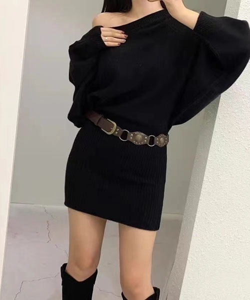 黒いフリンジ付きベルベットミニワンピース シャギーミニワンピース ニットワンピース｛ベルト付き｝（ワンピース