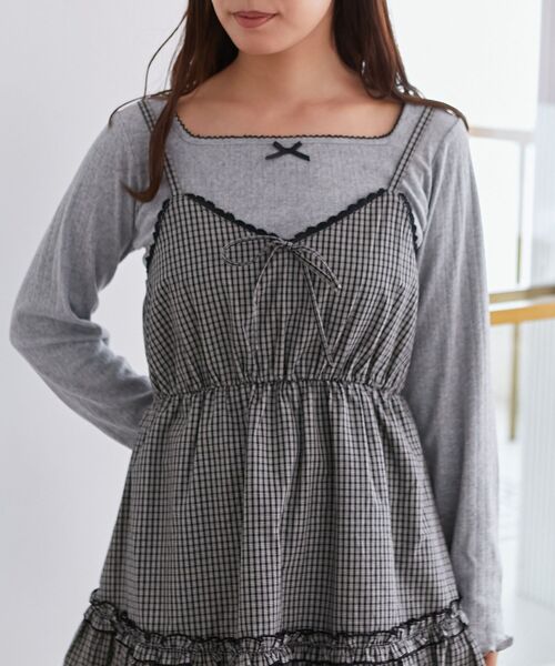 MAJESTIC LEGON（マジェスティックレゴン）の「リボン付きスクエアネックトップス（Tシャツ/カットソー・レディース・ホワイト系その他/アイボリー/グレー・MEDIUM）」の20枚目の写真