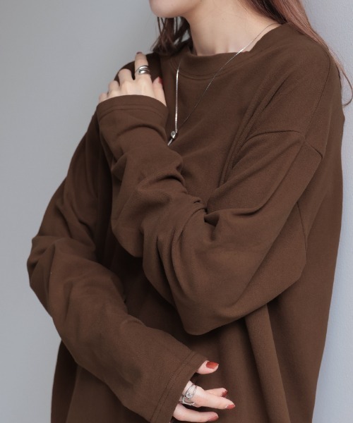 HUG.U(ハグユー)の「体感+3.2℃ 吸湿発熱トップス(Tシャツ/カットソー・レディース・モカ/グレー/ブラック/アイボリー・FREE)」の3枚目の写真