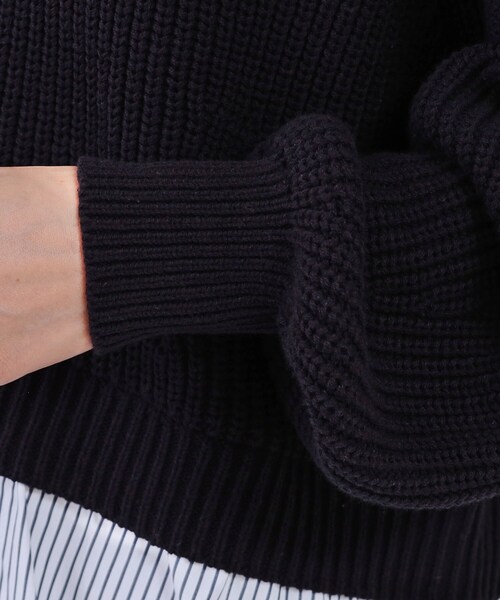 OPAQUE.CLIP(オペークドットクリップ)の「レイヤード風ミドルゲージニット【洗濯機洗い可】(ニット/セーター・レディース・グレー系4/ネイビー系4/ホワイト系7・40/38/42)」の11枚目の写真