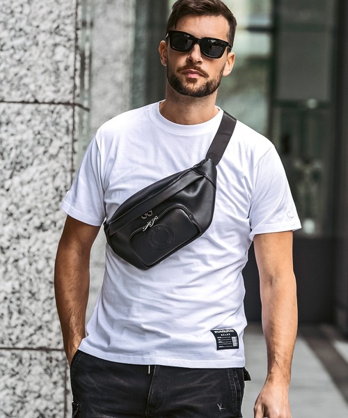 1PIU1UGUALE3  RELAX （ウノピゥウノウグァーレトレ リラックス）の「1PIU1UGUALE3 RELAX(ウノピゥウノウグァーレトレ リラックス)サークルロゴ ウエストバッグ ボディバッグ（ボディバッグ/ウエストポーチ・メンズ・ブラック・ONE SIZE）」の3枚目の写真