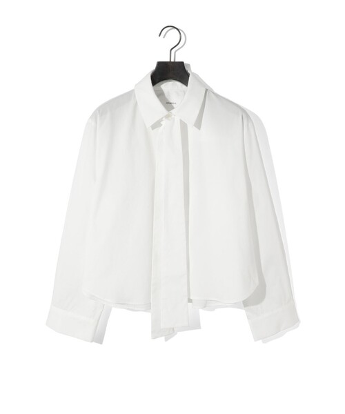 MIDIUMISOLID（ミディウミソリッド）の「MIDIUMISOLID for Ladies タイネックシャツ（シャツ/ブラウス・レディース・オフホワイト/ライトブルー/ブラック・FREE）」の2枚目の写真