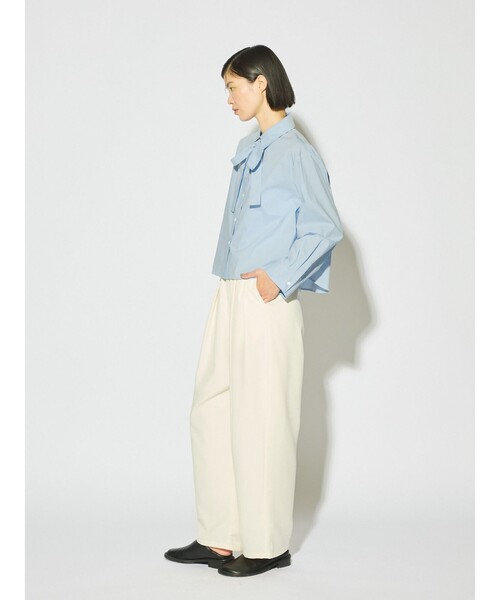 MIDIUMISOLID（ミディウミソリッド）の「MIDIUMISOLID for Ladies タイネックシャツ（シャツ/ブラウス・レディース・オフホワイト/ライトブルー/ブラック・FREE）」の15枚目の写真