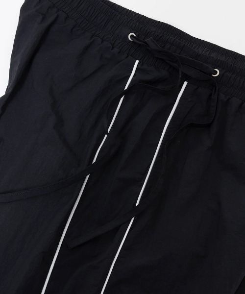 RVCA(ルーカ)の「RVCA レディース MINI RVCA TRACK PANTS ロングパンツ 【2025年春夏モデル】/ルーカセットアップ対応ナイロントラックパンツ(その他パンツ・レディース・ブラック/ベージュ系その他・LARGE/MEDIUM/SMALL)」の17枚目の写真