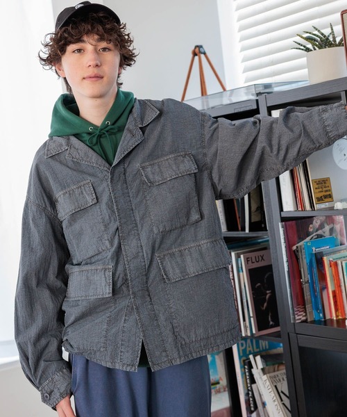 niko and...（ニコアンド）の「オーバーダイバトルドレスユニフォームジャケット（ミリタリージャケット・メンズ・チャコール/グリーン・MEDIUM/LARGE）」の5枚目の写真