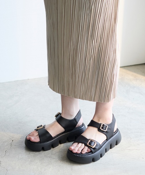 coca(ANDEX shoes product)(コカ)の「ダブルベルト バックル サンダル(サンダル・レディース・ホワイト/ブラック・LARGE/MEDIUM/SMALL)」の13枚目の写真