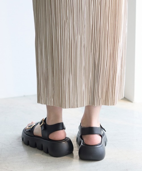 coca(ANDEX shoes product)(コカ)の「ダブルベルト バックル サンダル(サンダル・レディース・ホワイト/ブラック・LARGE/MEDIUM/SMALL)」の16枚目の写真