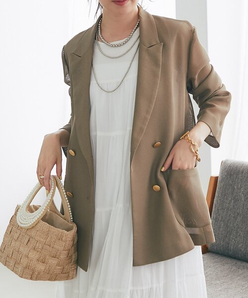 La boutique BonBon（ラブティックボンボン）の「【新色オフホワイト・ライトグレー登場！】メッシュメタルボタンライトジャケット（テーラードジャケット・レディース・グレイッシュベージュ/モカ/アイボリー/ネイビー/オフホワイト/ライトグレー・FREE）」の22枚目の写真