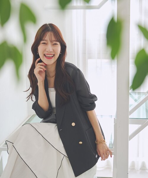 La boutique BonBon(ラブティックボンボン)の「【miki監修カラー&NEWカラー追加!】メッシュメタルボタンライトジャケット(テーラードジャケット・レディース・グレイッシュベージュ/モカ/アイボリー/ネイビー/オフホワイト/ライトグレー/チャコールグレー/ブラウン・FREE)」の16枚目の写真