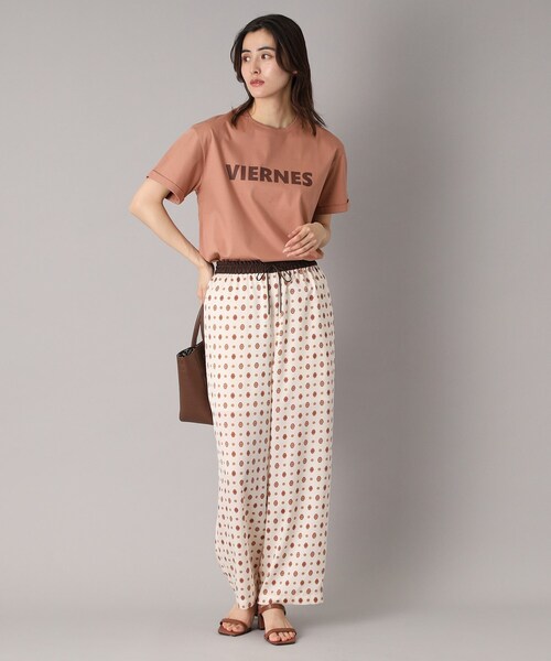 DRESSTERIOR(ドレステリア)の「【接触冷感/抗菌防臭/消臭】アイスクリアコットン VIERNESロゴT(Tシャツ/カットソー・レディース・ホワイト/サンドベージュ/ネイビー・36/38/34)」の15枚目の写真