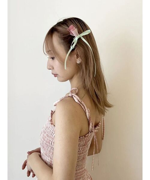 CALNAMUR（カルナムール）の「SHEER TULIP HAIR PIN/シアーチューリップヘアピン（ヘアピン・レディース・ホワイト・FREE）」の2枚目の写真