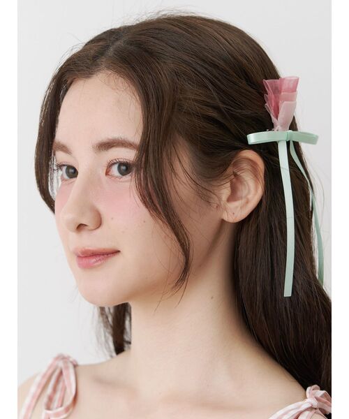 CALNAMUR（カルナムール）の「SHEER TULIP HAIR PIN/シアーチューリップヘアピン（ヘアピン・レディース・ホワイト・FREE）」の5枚目の写真