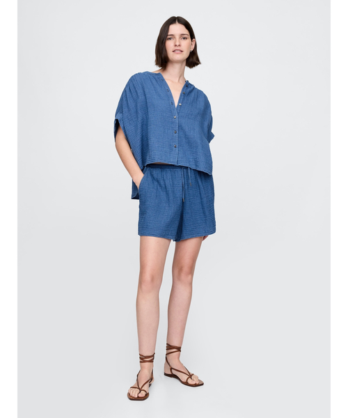 GAP(ギャップ)の「クリンクルガーゼ デニムシャツ(シャツ/ブラウス・レディース・インディゴブルー・L/M/XXS/XS/S)」の3枚目の写真