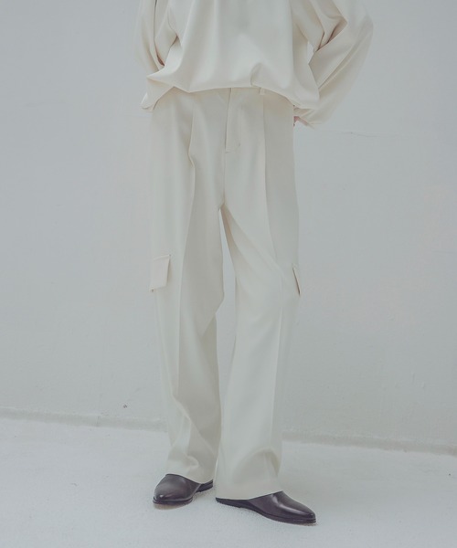 DRESSLAVE(ドレスレイブ)の「back peach classy work pants(バックピーチクラッシーワークパンツ)(カーゴパンツ・レディース・ホワイト・36/38)」の4枚目の写真