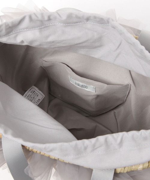 kakatoo（カカトゥ）の「【kakatoo(カカトゥ)】チュールフリンジカゴバッグ（かごバッグ・レディース・ブラック/グレー・FREE）」の13枚目の写真