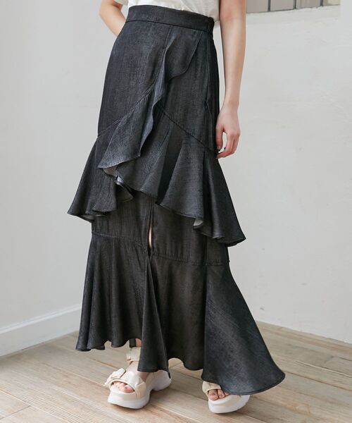 MAJESTIC LEGON（マジェスティックレゴン）の「フリルデザインスリットスカート（スカート・レディース・ブラック/ホワイト系その他2/ブラック系その他/ホワイト系その他・SMALL/MEDIUM）」の21枚目の写真