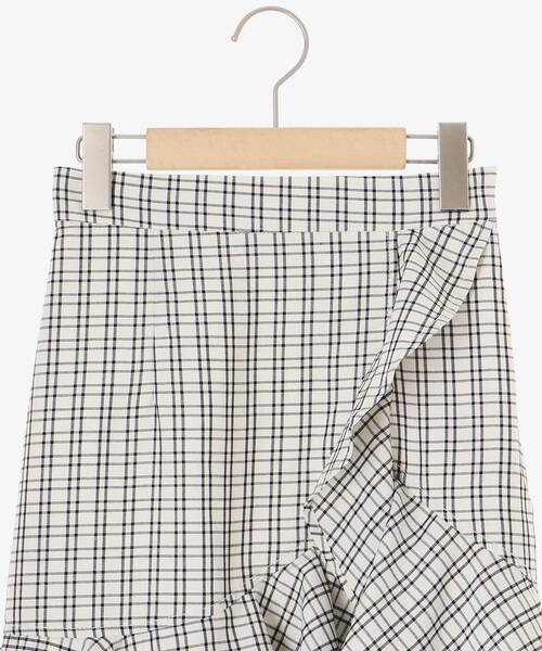 MAJESTIC LEGON（マジェスティックレゴン）の「フリルデザインスリットスカート（スカート・レディース・ブラック/ホワイト系その他2/ブラック系その他/ホワイト系その他・SMALL/MEDIUM）」の13枚目の写真