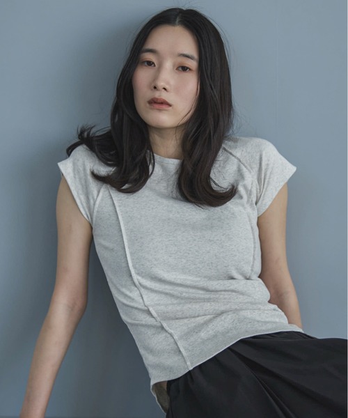feepur(フェピュール)の「フライスアウトロックフレンチTee(Tシャツ/カットソー・レディース・オフホワイト/ブラック/オートミール/イエロー・MEDIUM)」の17枚目の写真