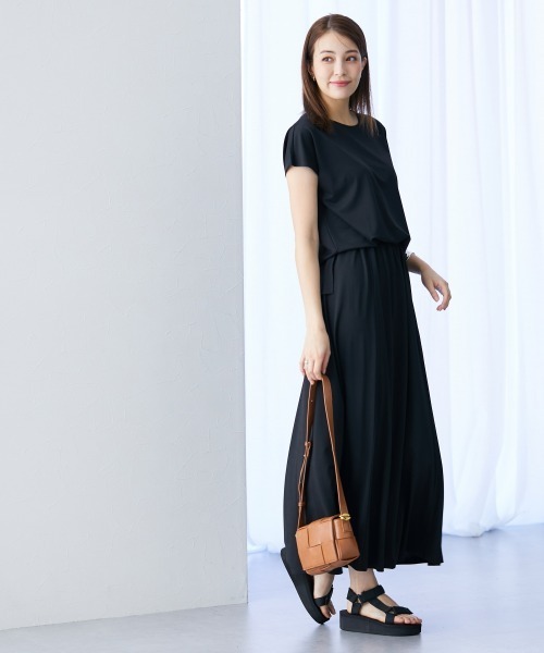slattgir(スラットジール)の「高身長 接触冷感・UVカット2点セット(トップス+スカート)(トールサイズ)(Tシャツ/カットソー・レディース・ブラック/カーキ・5L/M/L/LL/3L/4L)」の2枚目の写真