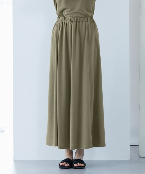 slattgir(スラットジール)の「高身長 接触冷感・UVカット2点セット(トップス+スカート)(トールサイズ)(Tシャツ/カットソー・レディース・ブラック/カーキ・5L/M/L/LL/3L/4L)」の19枚目の写真
