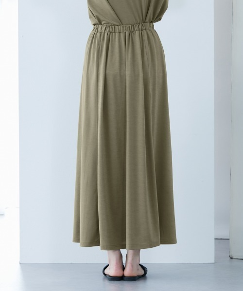 slattgir(スラットジール)の「高身長 接触冷感・UVカット2点セット(トップス+スカート)(トールサイズ)(Tシャツ/カットソー・レディース・ブラック/カーキ・5L/M/L/LL/3L/4L)」の21枚目の写真