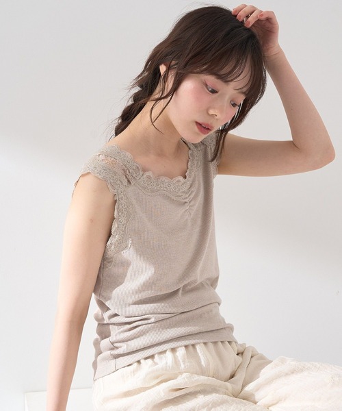 earth music&ecology（アースミュージックアンドエコロジー）の「ラメテレコショルダーレースタンクトップ（タンクトップ・レディース・アイボリー/ブラック/サックスブルー/ベージュ・M/S）」の12枚目の写真