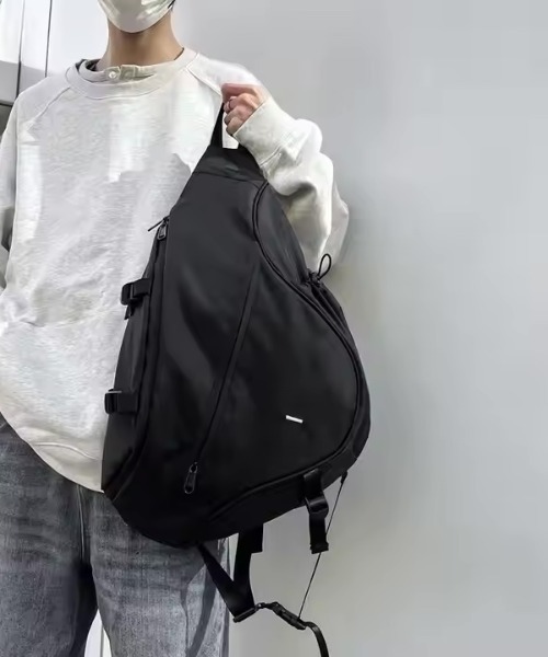 Bling Leads(ブリングリーズ)の「Z)【BLINGLEADS】ABM22091 ワンショルダー BODY BAG 2(ボディバッグ/ウエストポーチ・メンズ・カーキ/グレー/ブラック/ネイビー・FREE)」の2枚目の写真