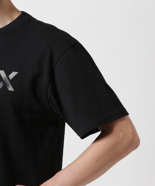 AVIREX(アヴィレックス)の「《WEB&DEPOT限定》STENCIL OFFICIAL LOGO T-SHIRT / ステンシル オフィシャルロゴ 半袖Tシャツ / AVIREX / アヴィレックス(Tシャツ/カットソー・メンズ・ブラック/チャコールグレー/ホワイト/ラベンダー・L/2XL/M/XL)」の15枚目の写真