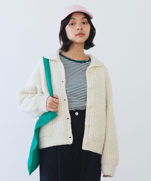 bulle de savon（ビュルデサボン）の「ネパールハンドニット ウール/ナイロン waffle ニットジャケット（ニット/セーター・レディース・グリーン/ホワイト・FREE）」の3枚目の写真