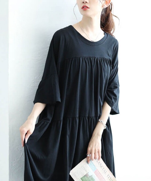 GOLDJAPAN(ゴールドジャパン)の「ビックティアードチュニックTシャツ【大きいサイズ対応】(チュニック・レディース・ベージュ系/ブラック/カーキ/オフホワイト・LL~3L/4L~5L)」の3枚目の写真