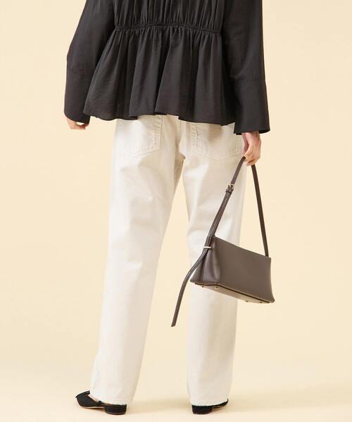 martinique（マルティニーク）の「《コラボ》【upper hights×Amalie & Cecilie Moosgaard】THE CECILIE（デニムパンツ・レディース・ブルー/アイボリー・22/24/23）」の10枚目の写真