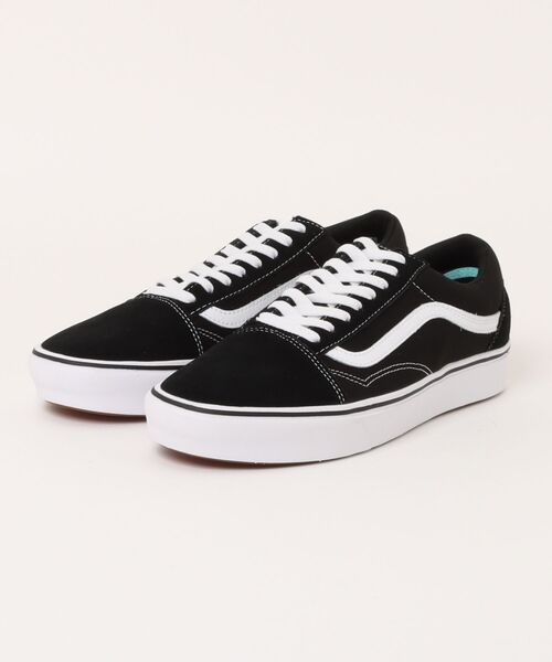 VANS(バンズ)の「コンフィクッシュ オールドスクール / UA ComfyCush Old Skool (CLASSIC) VN0A3WMAVNE1(スニーカー・メンズ・ブラック/ブラック×ホワイト・4/4.5/5/5.5/6/6.5/7/7.5/8/8.5/9/9.5/10/10.5/11/11.5/12)」の2枚目の写真