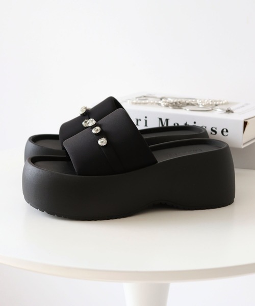 Futier land（フューティアランド）の「もちふわっ厚底プラットフォームサンダル（サンダル・レディース・ブラック/ブラック系その他・35/36/37/38/39）」の22枚目の写真