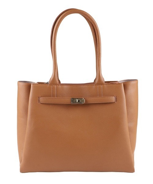 LIZDAYS(リズデイズ)の「PU レザートートバッグ Grace by LIZDAYS(トートバッグ・レディース・グレイッシュベージュ/ラベンダー/ブラック/キャメル・FREE)」の13枚目の写真