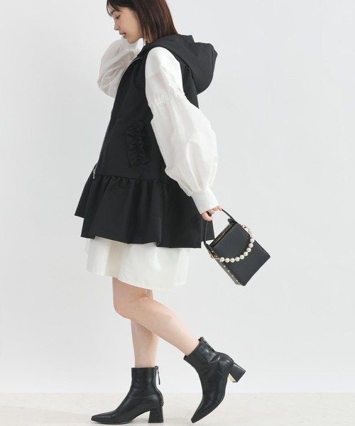 PICCIN(ピッチン)の「ニット切り替えティアードプルオーバー(チュニック・レディース・オフホワイト/ブラック・M)」の11枚目の写真