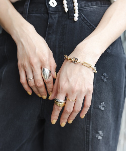 ADAM ET ROPE'(アダムエロペ)の「【EO(イオ)】Cover ring(リング・レディース・シルバー・11/9)」の2枚目の写真