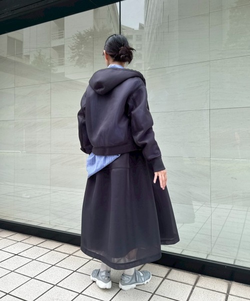emmi(エミ)の「シアーダンボールスカート(スカート・レディース・ダークグレー/オフホワイト・0/1)」の21枚目の写真