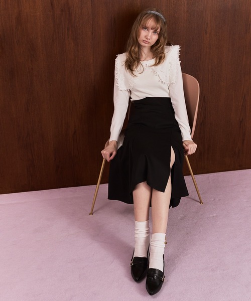 Cherir Mignon(シェリルミニョン)の「【Cherir Mignon】レースビッグカラーニットプルオーバー(ニット/セーター・レディース・ブラック/アイボリー・FREE)」の11枚目の写真