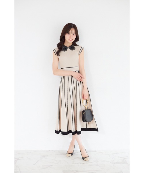 tocco closet(トッコ クローゼット)の「2WAYフラワーレース襟付き配色ラインプリーツニットワンピース(ワンピース・レディース・オフホワイト/ベージュ/ラベンダー/ブラック・M)」の18枚目の写真
