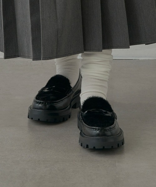 ARTESANOS（アルテサノス）の「【ARTESANOS】ファー付き厚底ローファー FLORENTIC/PRCOLINO GU12-526-FLPE（ローファー・レディース・ブラック・38/37/36）」の11枚目の写真