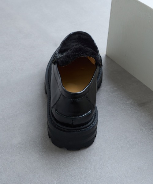 ARTESANOS（アルテサノス）の「【ARTESANOS】ファー付き厚底ローファー FLORENTIC/PRCOLINO GU12-526-FLPE（ローファー・レディース・ブラック・38/37/36）」の4枚目の写真