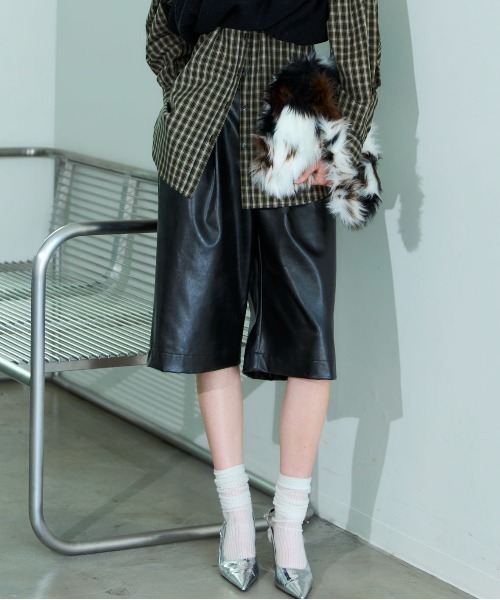 メゾンスペシャル　レザーハーフパンツ Leather Shorts/レザーショートパンツ（その他パンツ）｜MAISON