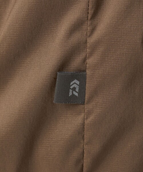 DAIWA（ダイワ）の「【別注】＜DAIWA＞PERTEX スタンドネック ベスト（ベスト・メンズ・ダークブラウン/ブラック・M/L/XL）」の14枚目の写真