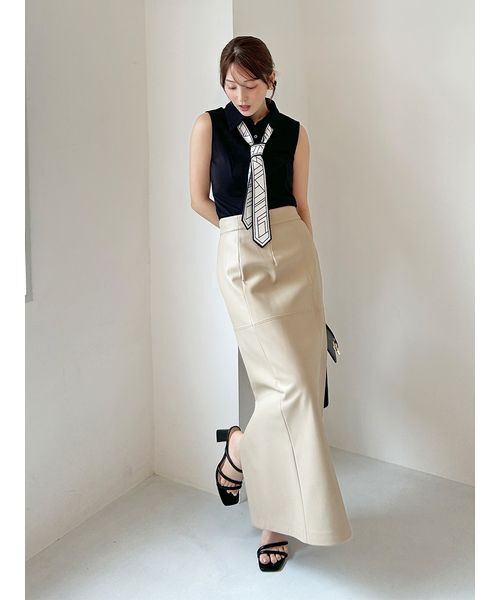 SNIDEL（スナイデル）の「ボウタイポロカットプルオーバー（Tシャツ/カットソー・レディース・ブラウン/アイボリー/ブラック・F）」の6枚目の写真