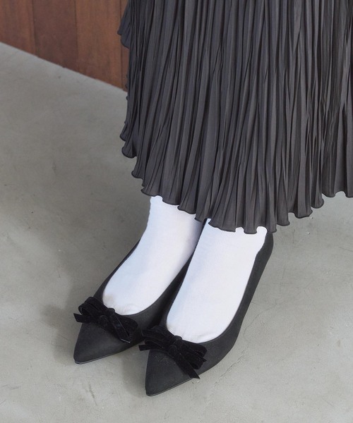 LE TALON(ルタロン)の「4.5cmポインテッドダブルリボンパンプス(パンプス・レディース・ブラック/チャコールグレー/グリーン/ピンク系その他・22cm/25cm/24.5cm/24cm/23.5cm/23cm/22.5cm)」の8枚目の写真