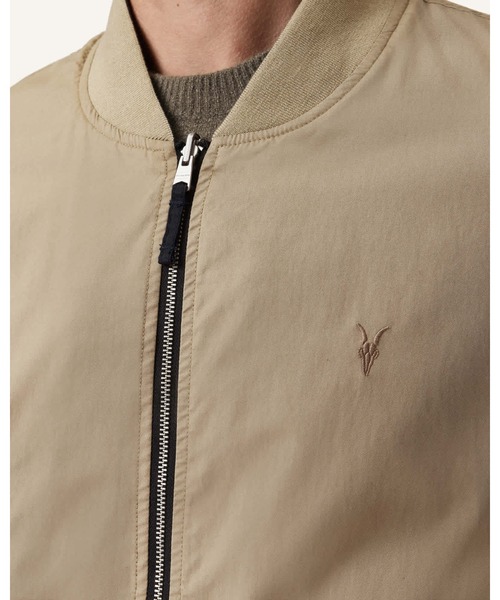 ALLSAINTS（オールセインツ）の「BASSETT REVERSIBLE RAMSKULL BOMBER JACKET | BASSETT リーバシブル ラムスカル ボンバー ジャケット（MA-1・メンズ・ブルー系その他・S/XS/L/M）」の7枚目の写真